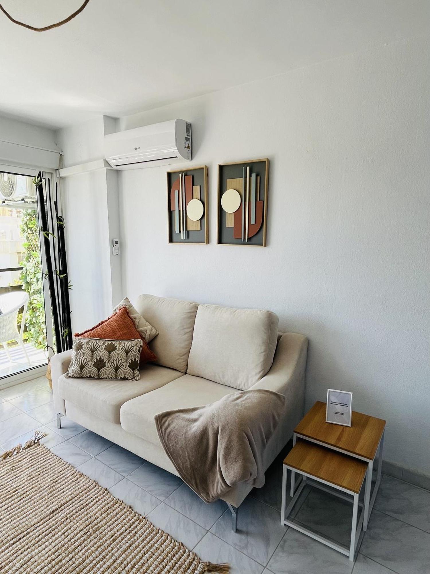 Beachside Sunshine Flat * Benalmádena