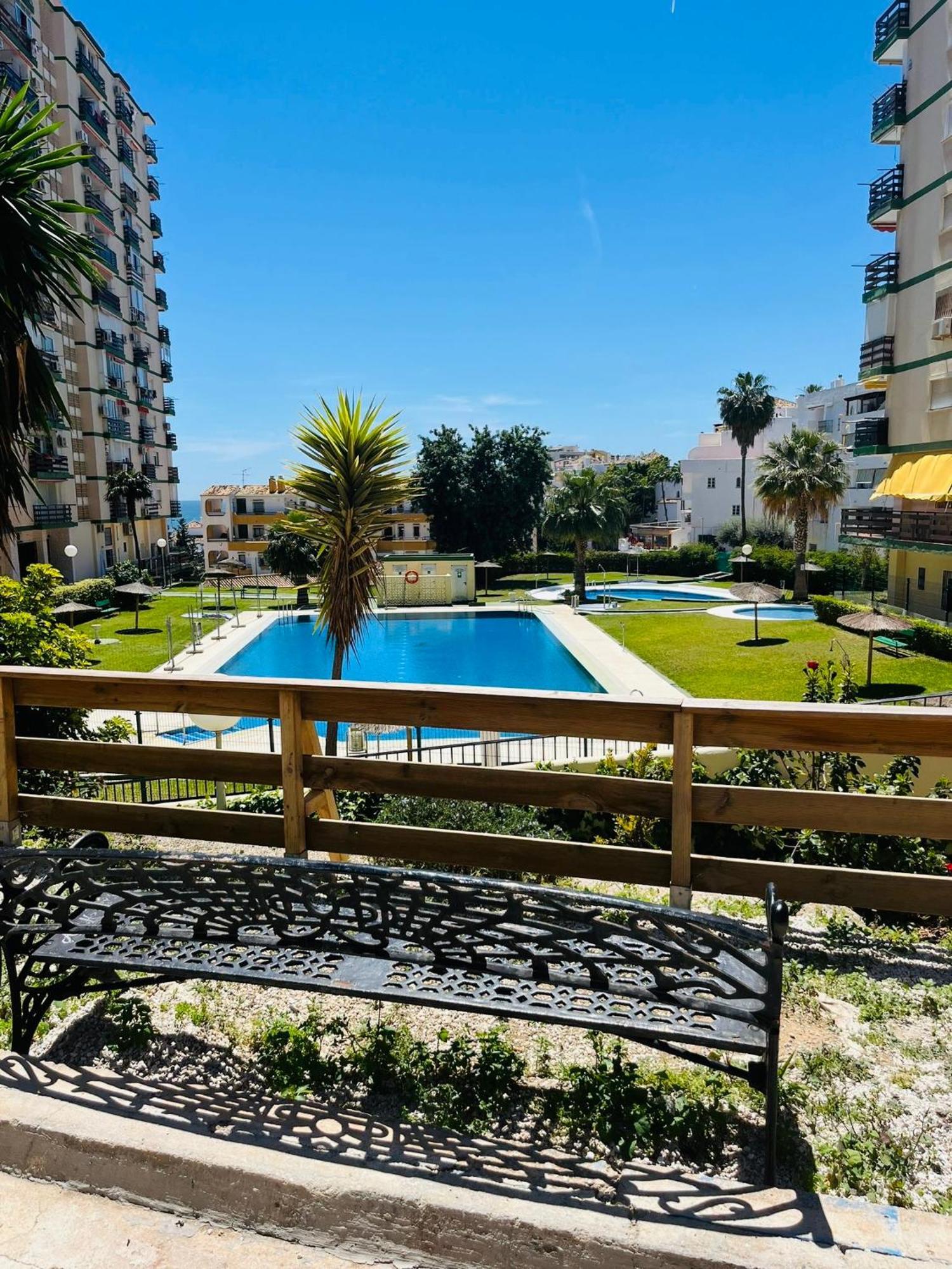 Beachside Sunshine Flat Benalmádena